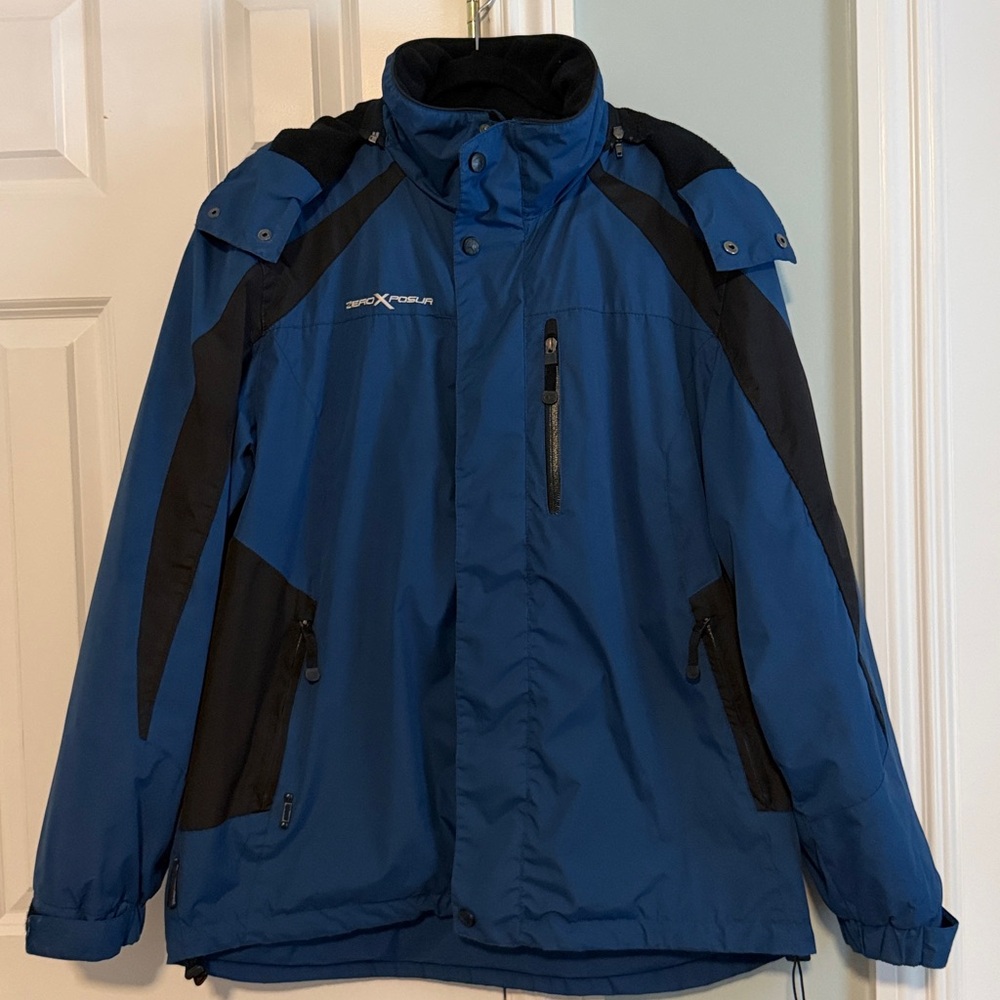 ZeroXposur Men’s Evolution Capture Waterproof Hooded Jacket (Men size large)